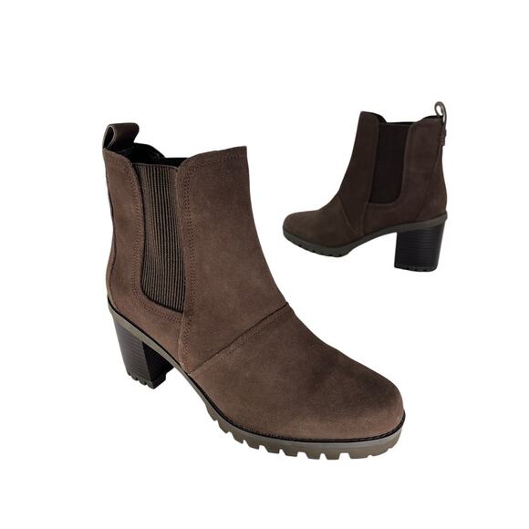 Ugg Hazel Chelsea Boot in Brown - Picture 3 of 12